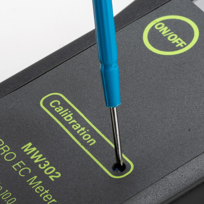 Milwaukee PRO High Range Conductivity Meter - Image 2
